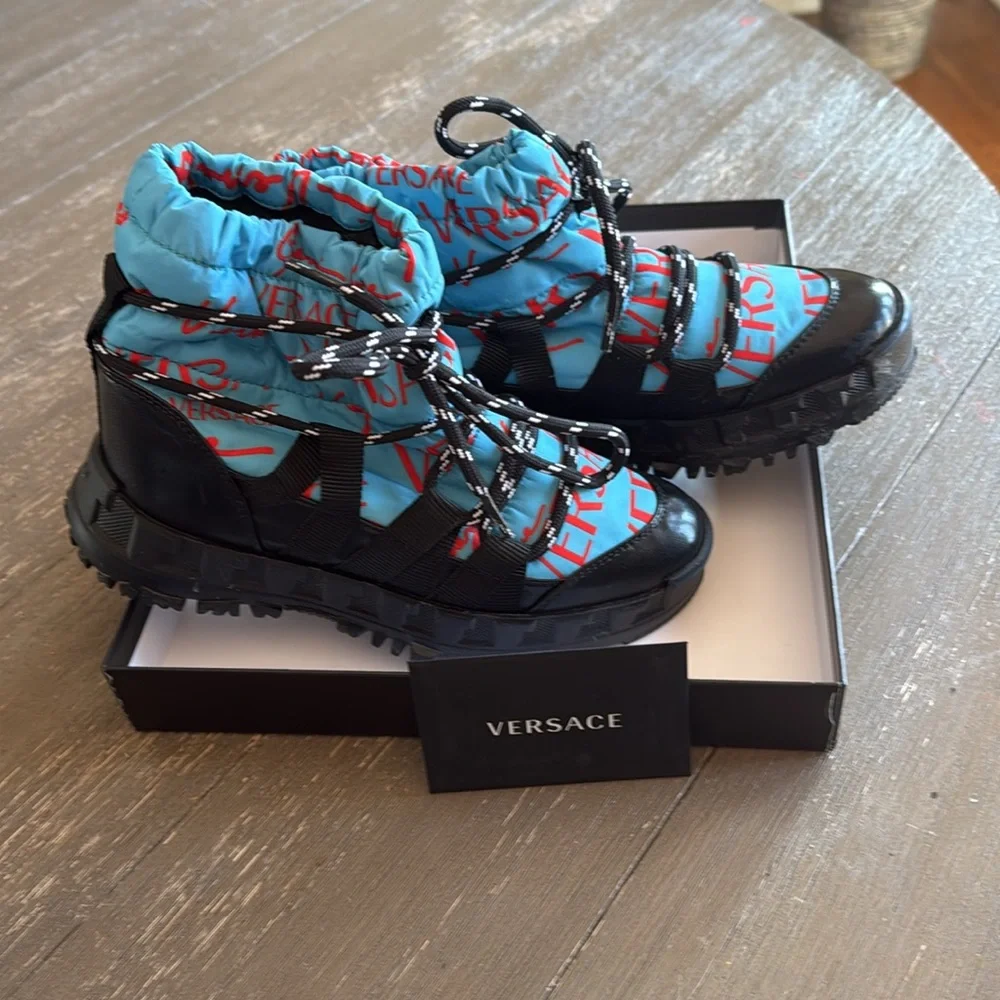 Kids Versace snow boots